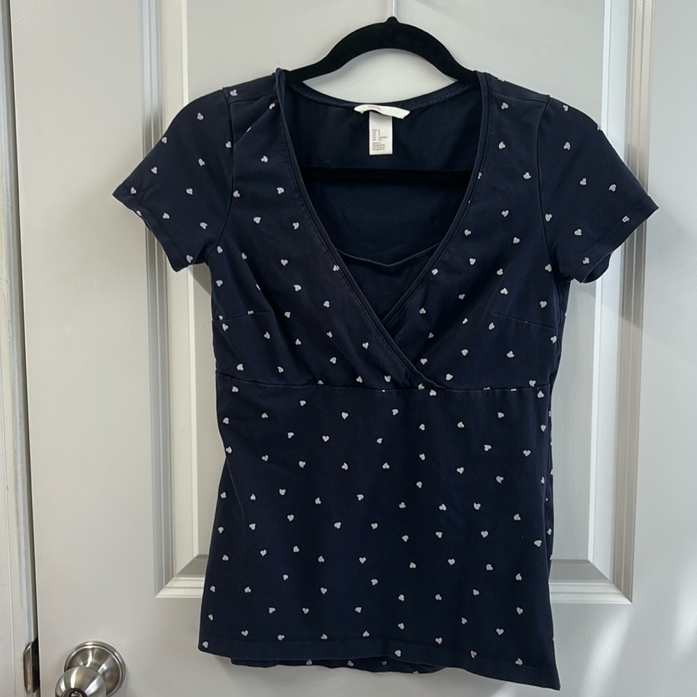 H&M mama maternity/nursing shirt